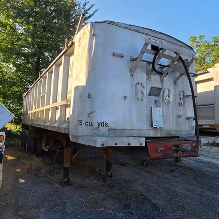 AXLE DUMP TRAILER