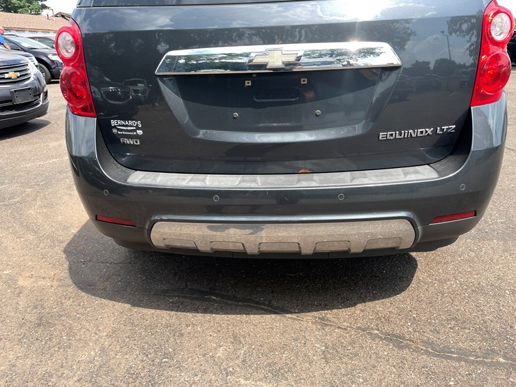 2010-chevrolet-equinox-image-21