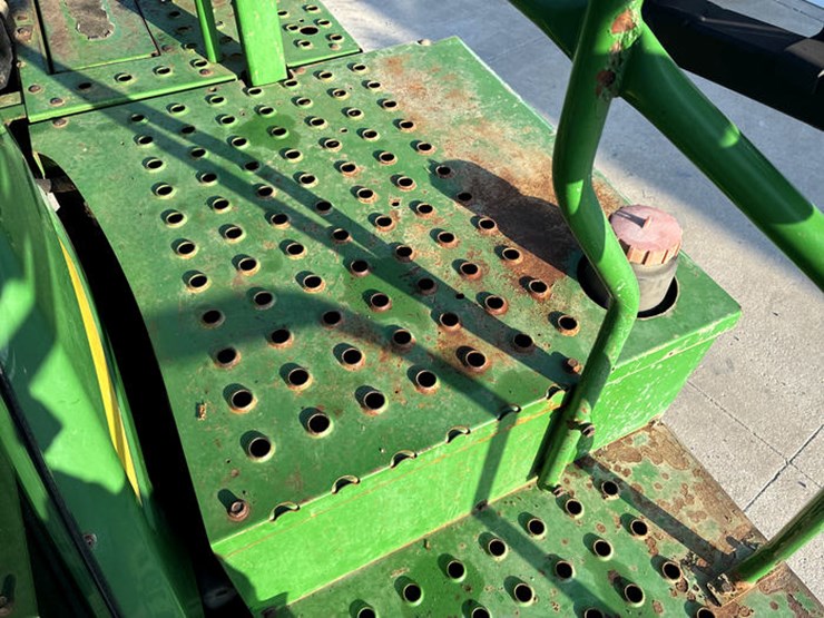 1999-john-deere-4700-image-90
