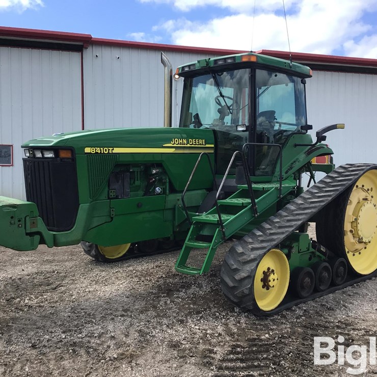2001 JOHN DEERE 8410T