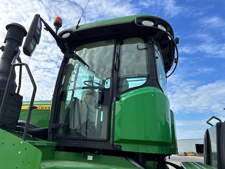 2018-john-deere-9620-image-42