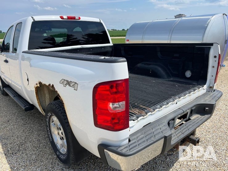 2012-chevrolet-silverado-image-36