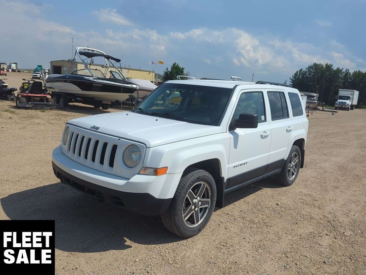 2012-jeep-patriot-image-1