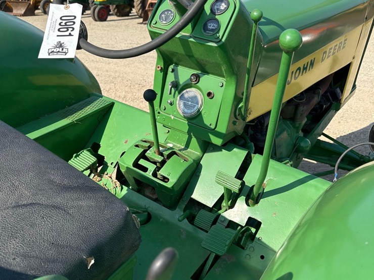 john-deere-630-image-9