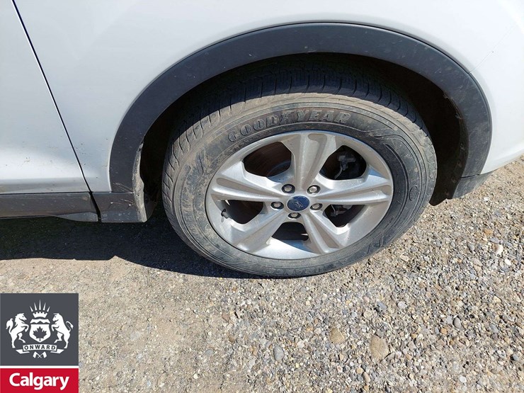 2016-ford-escape-se-image-20