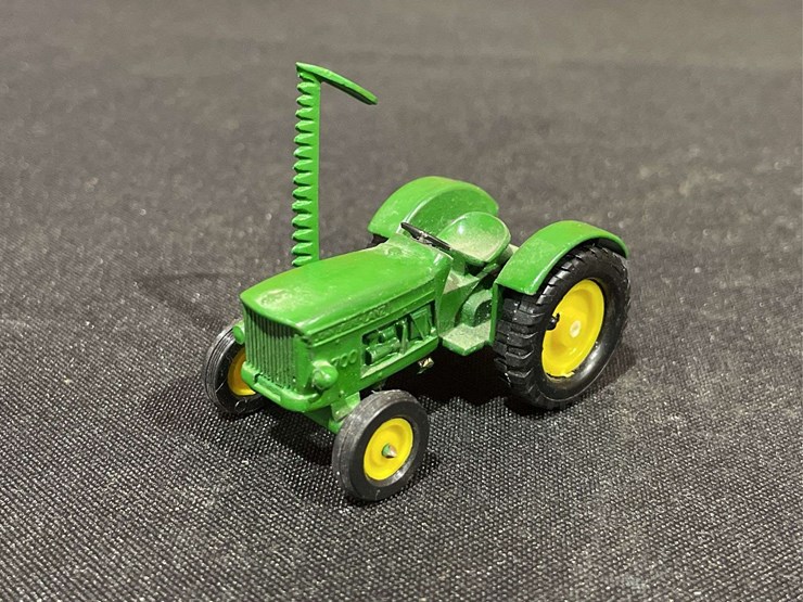 john-deere-64-image-1