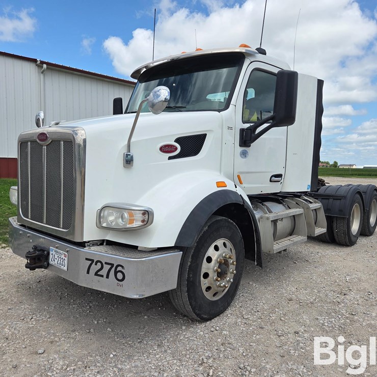 2016 PETERBILT 567