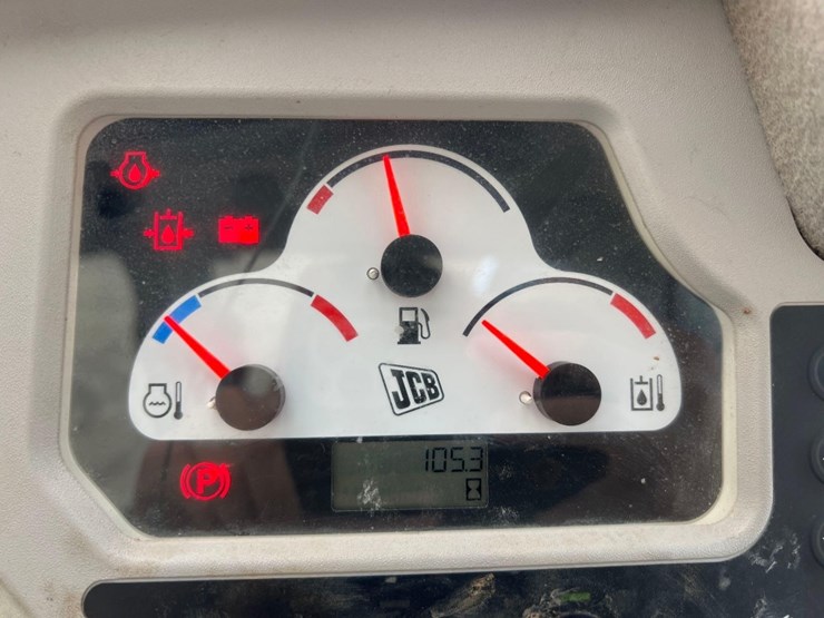 jcb-3ts-8t-image-33