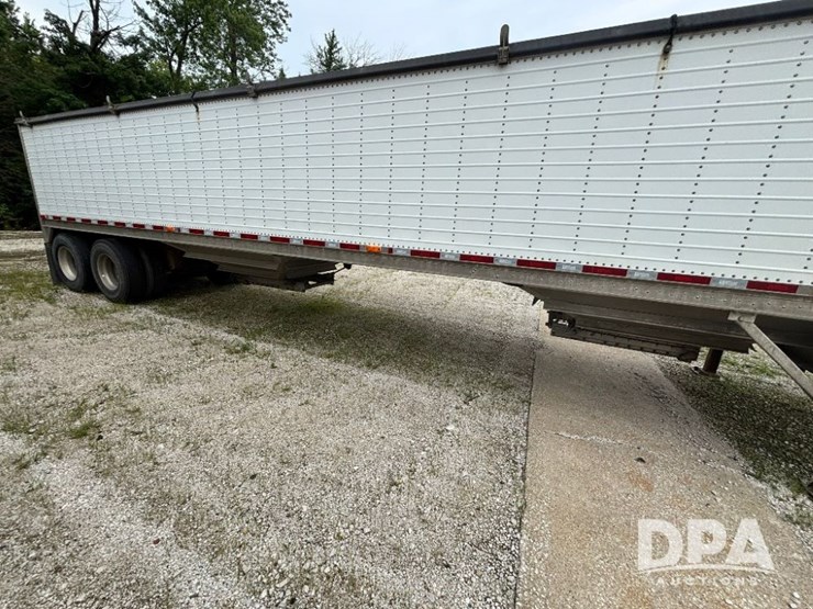 2014-wilson-grain-trailer-image-8