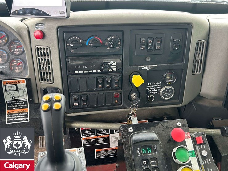 2017-international-workstar-7400-image-14