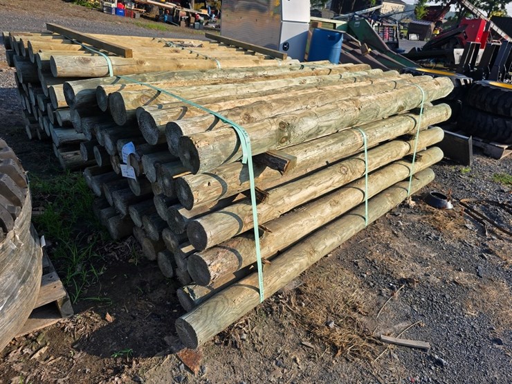 new-45-4x7-treated-fence-posts-image-2