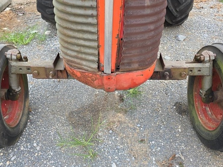 massey-ferguson-65-image-15