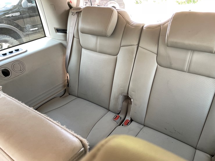 2006-jeep-commander-image-34