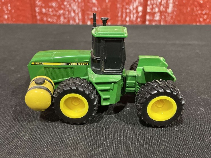 john-deere-8560-image-2
