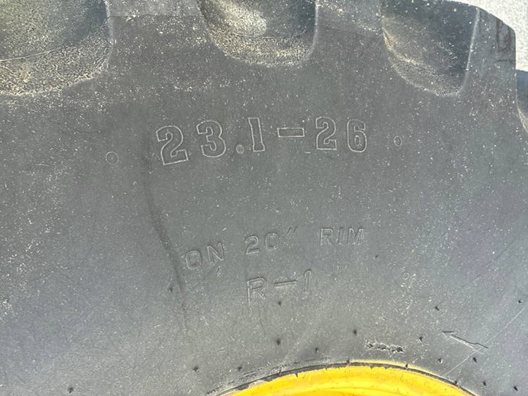 1983-john-deere-6620-image-40