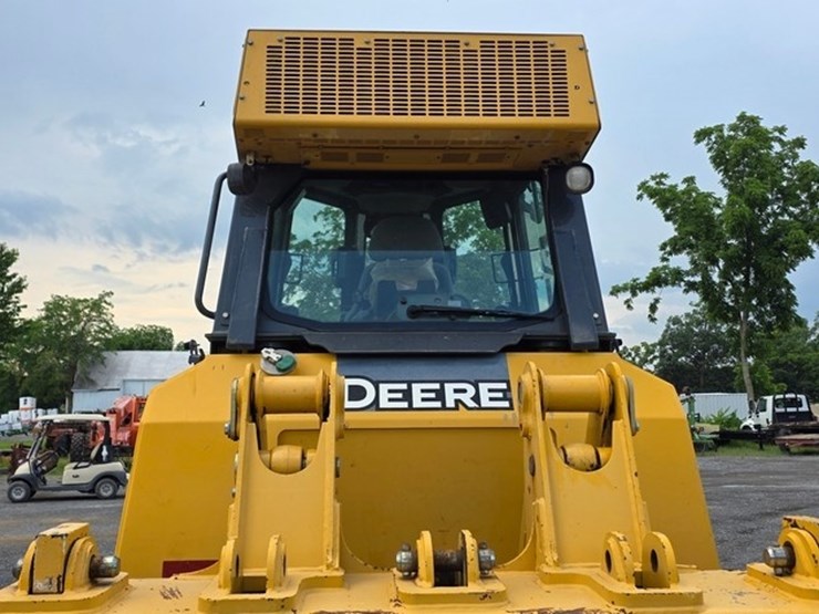 2014-deere-700k-lgp-image-27