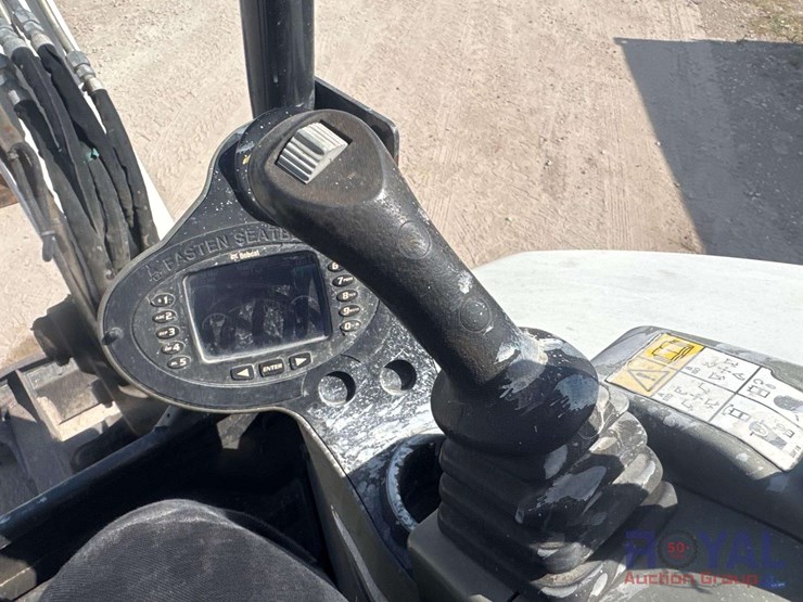 2019-bobcat-e32i-image-18