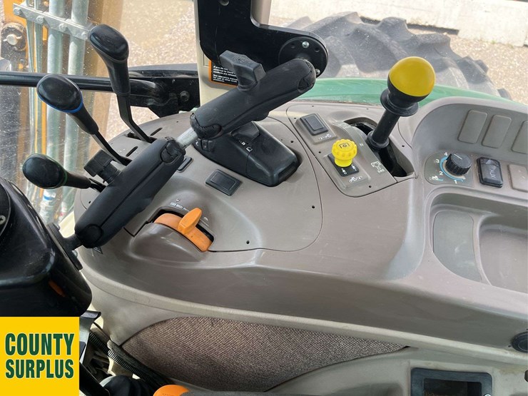 2012-john-deere-5115m-image-12