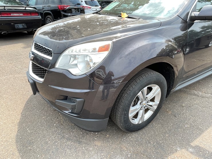 2013-chevrolet-equinox-lt-image-9