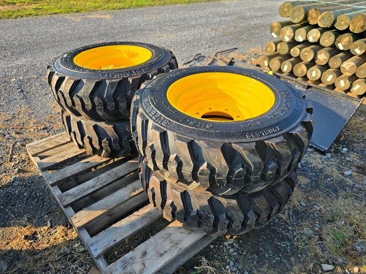 new-holland-8-image-4