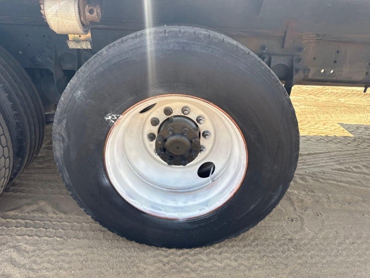 2010-international-durastar-4400-image-13