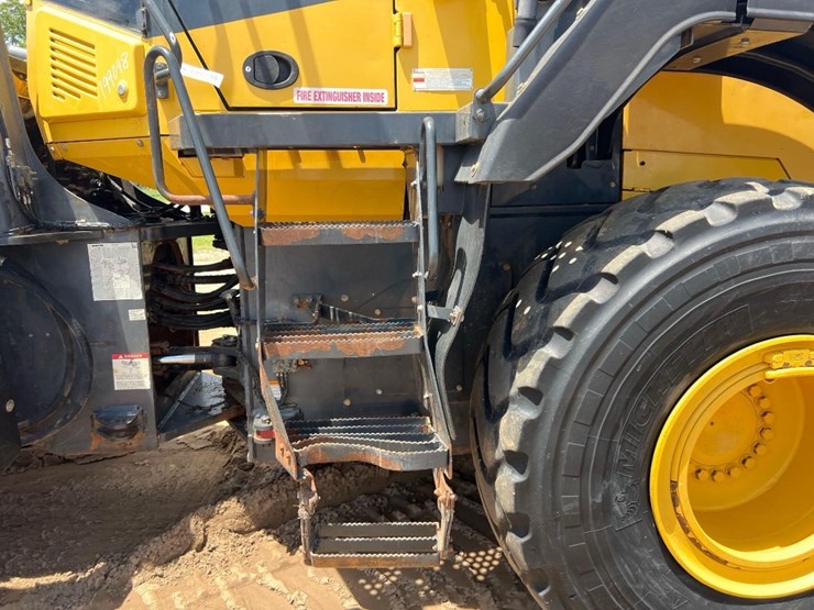 komatsu-wa380-8-image-19