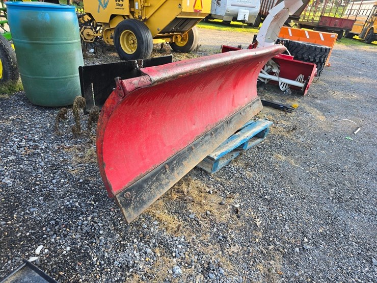 8'-skidloader-snow-blade-image-2