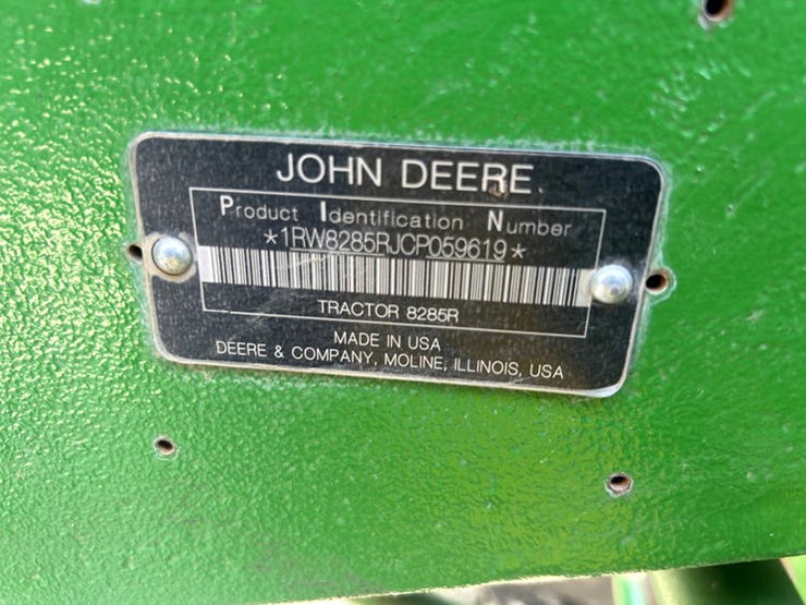 2012-john-deere-8285r-image-2