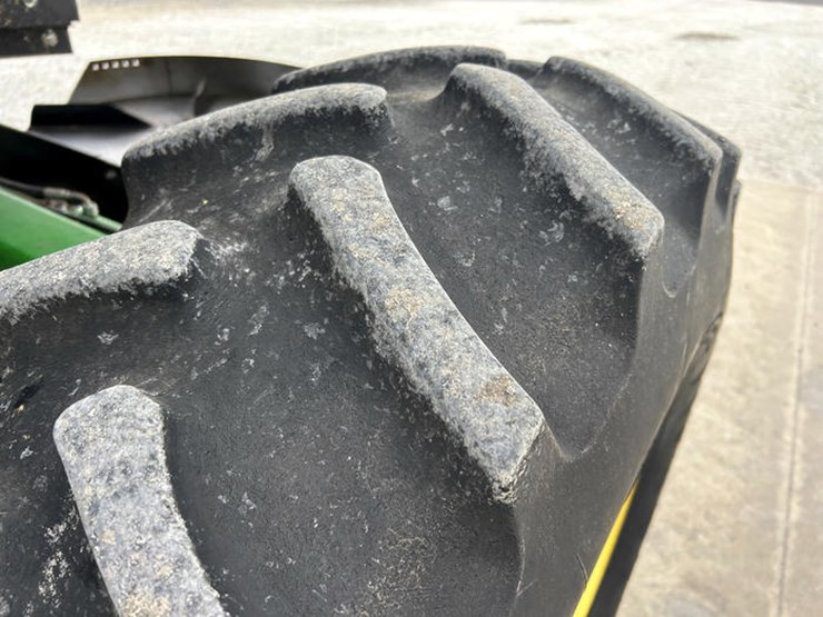 2001-john-deere-9550-image-43