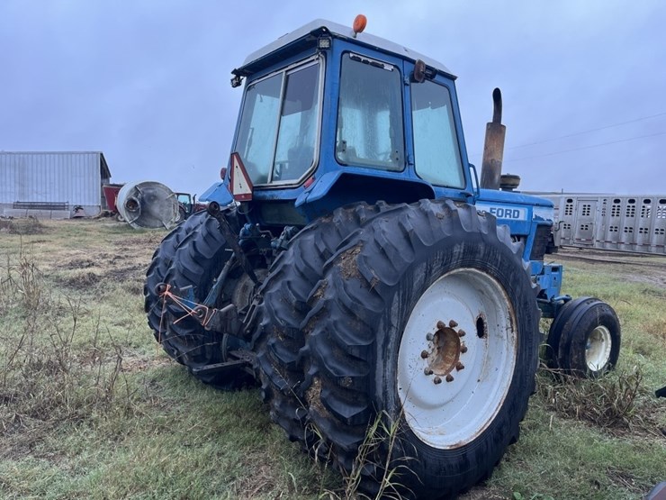 ford-tractor-image-4