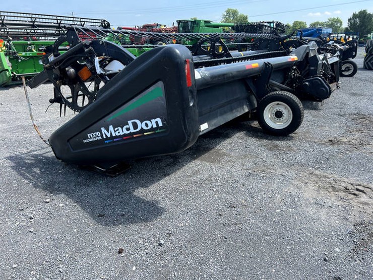 2011-mac-don-fd70-image-2
