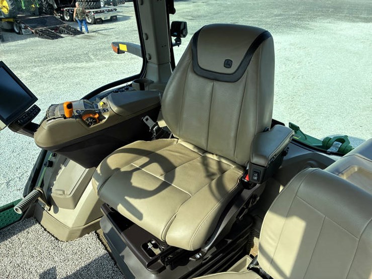 2022-john-deere-8r-310-image-83