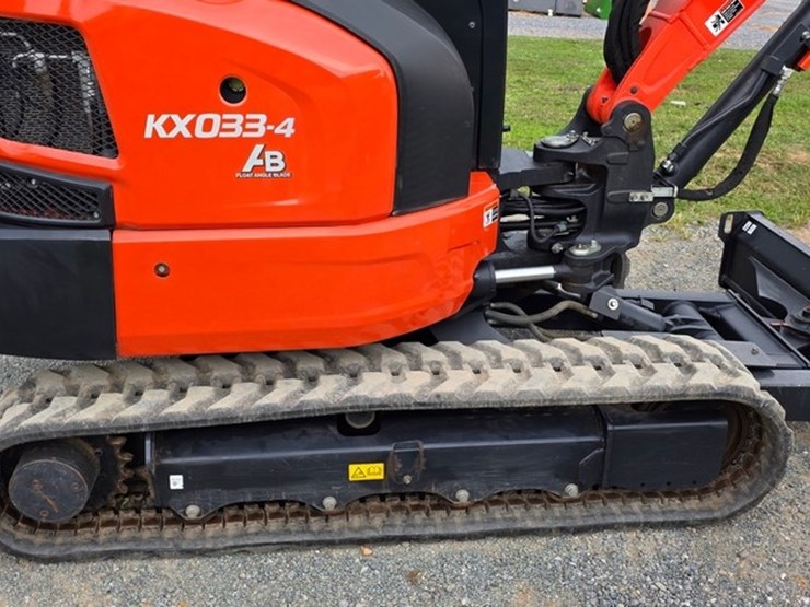 2021-kubota-kx033-4-image-23