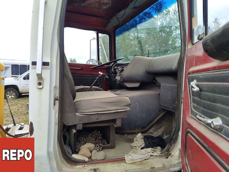 ford-9000-image-13