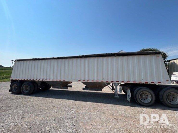 2009-jet-grain-trailer-image-1