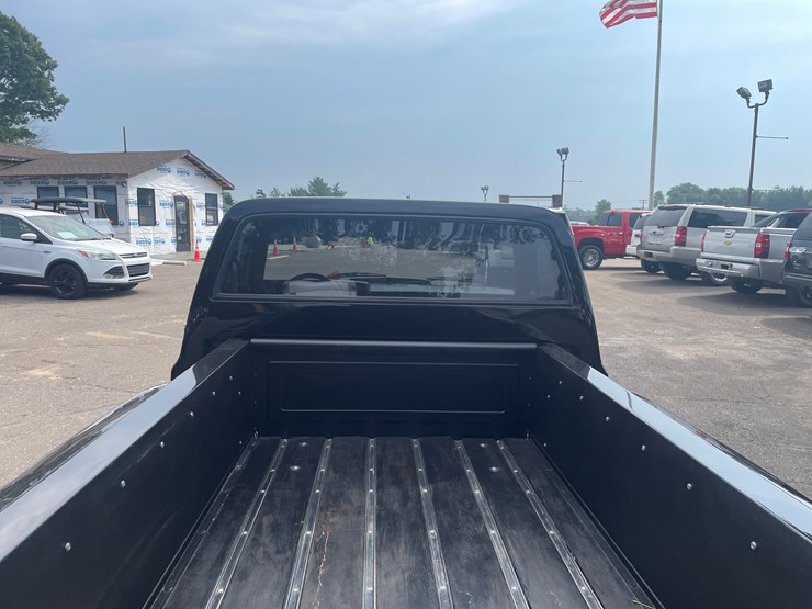 1982-chevrolet-c10-image-17