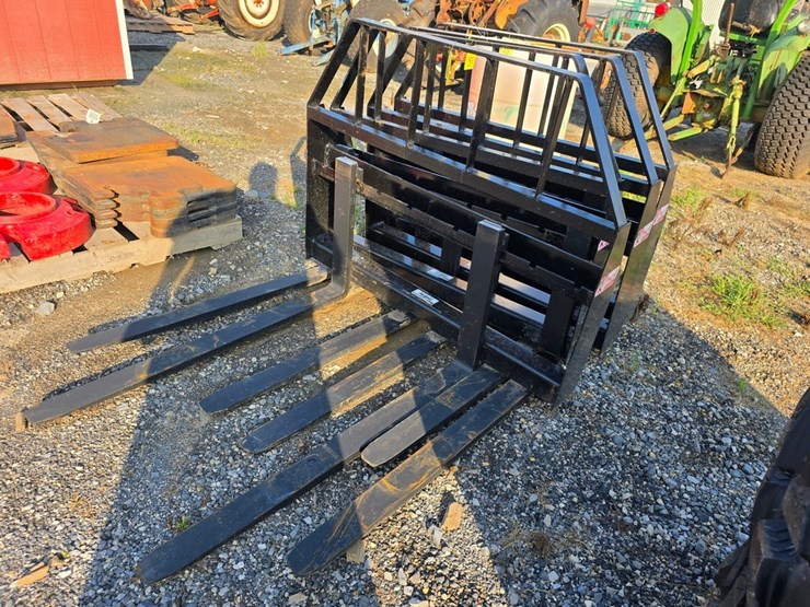 new-kivel-2000-lb.-skidloader-forks-image-2