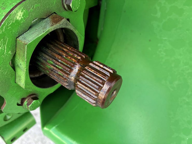 2016-john-deere-s680-image-10