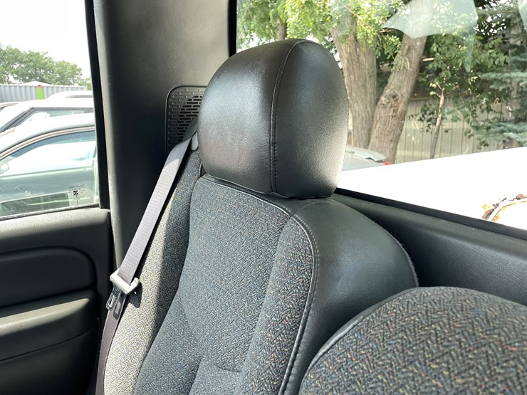 2006-gmc-1500-image-32