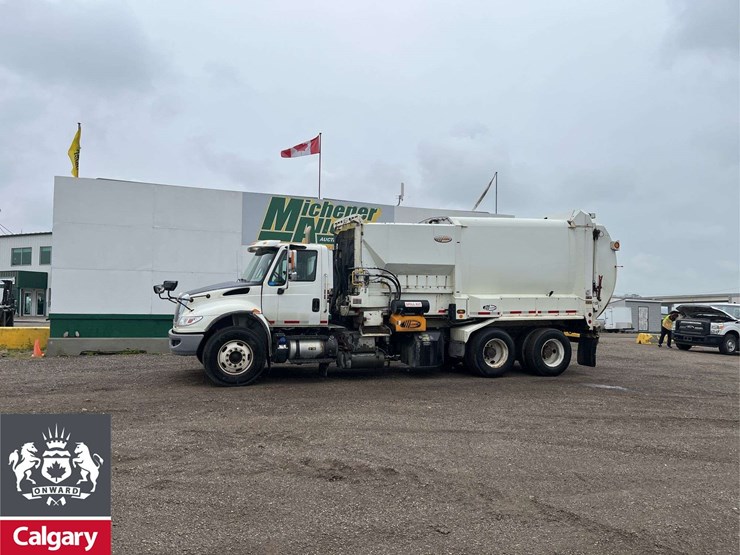 2016-international-workstar-7400-image-1