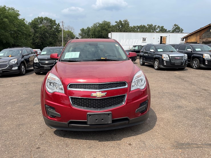 2015-chevrolet-equinox-lt-image-8