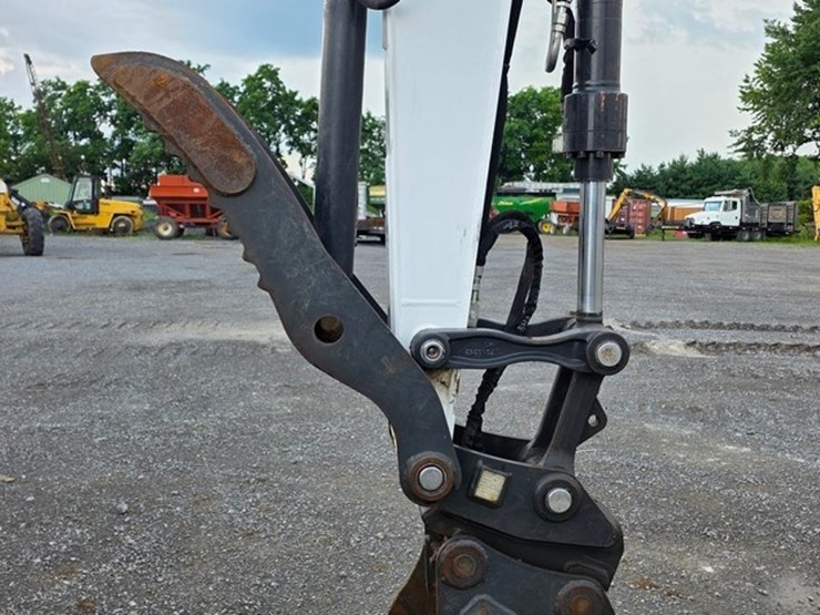 2022-bobcat-e88-image-46