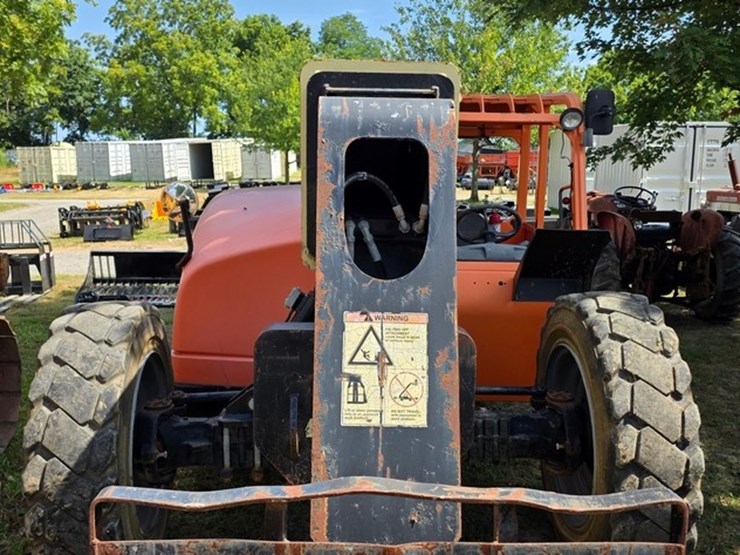 2013-jlg-g9-43a-image-32