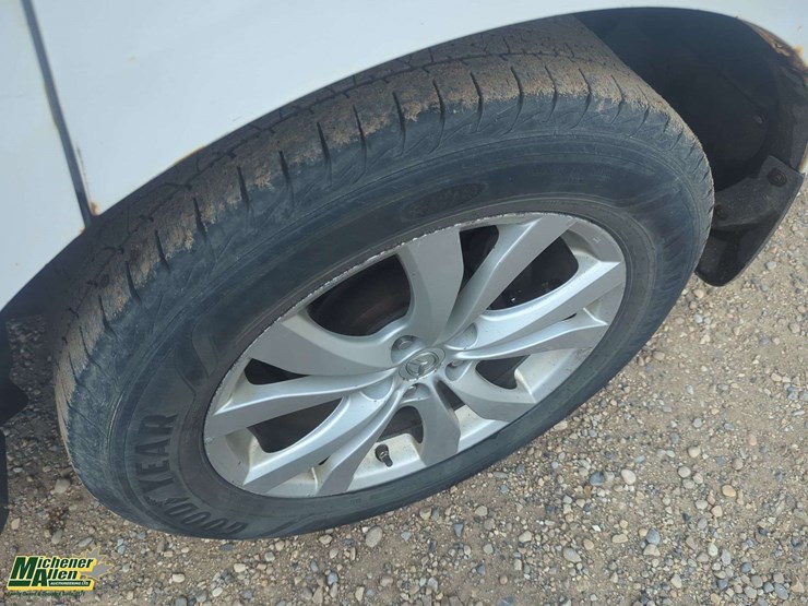 2010-mazda-cx7-image-26