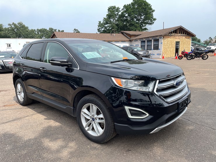 2016-ford-edge-sel-image-7