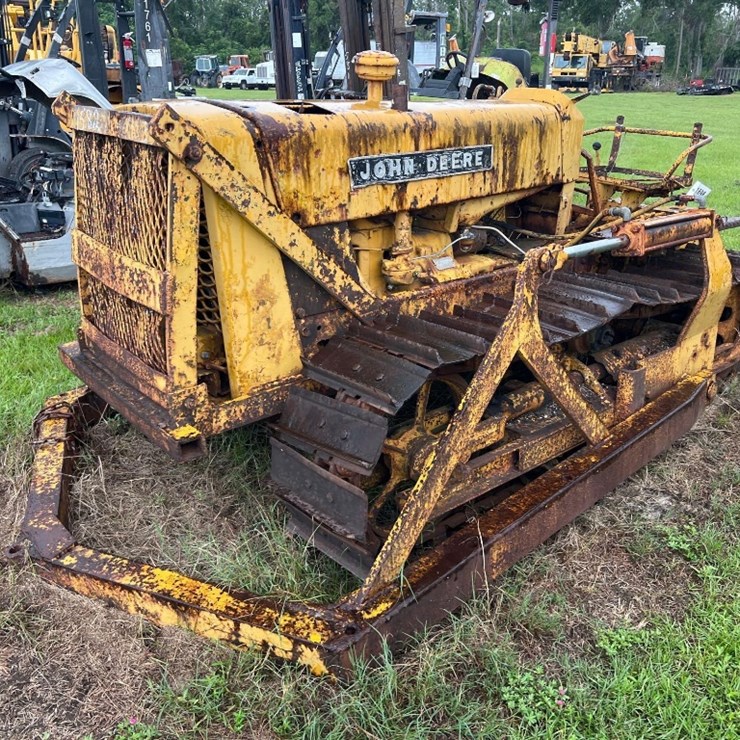 JOHN DEERE 730