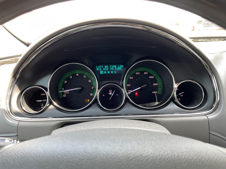 2013-buick-enclave-image-61