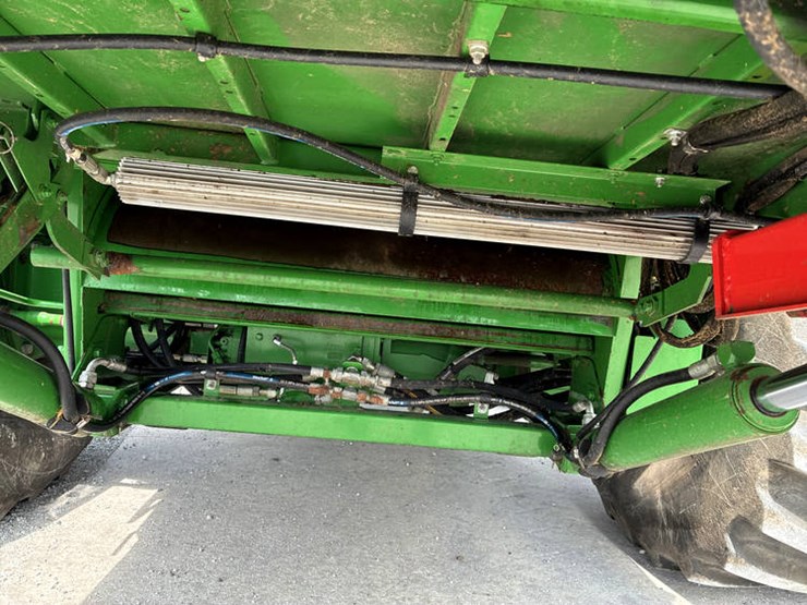 2015-john-deere-s680-image-23