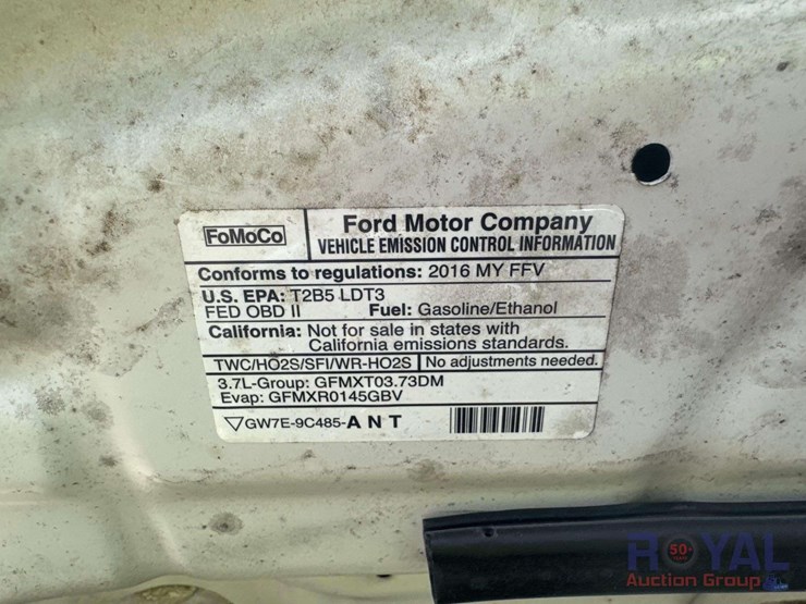 2016-ford-explorer-image-10