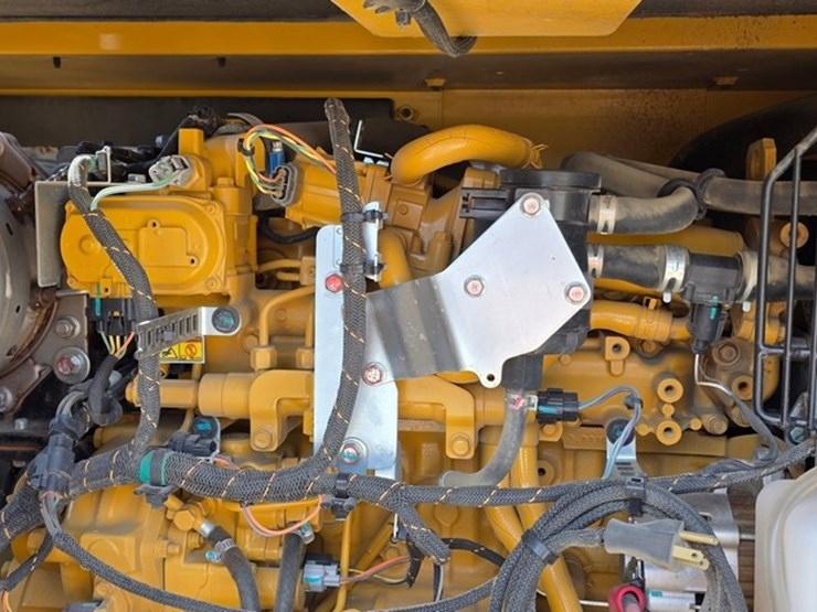 2023-caterpillar-310-image-62